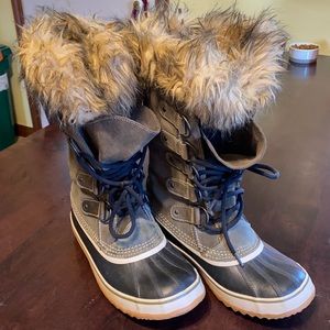 Sorel Joan of Arc winter boots